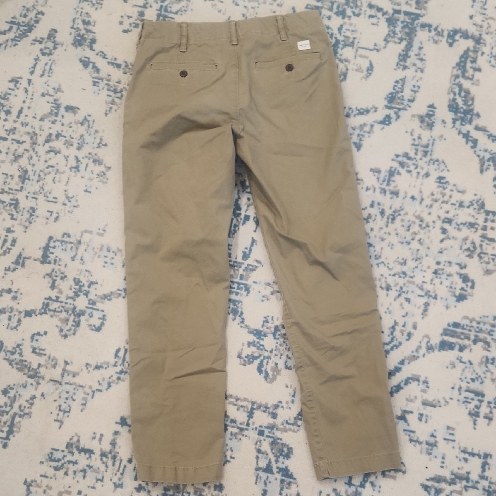 American Eagle Outfitters Tan Chinos Classic Style